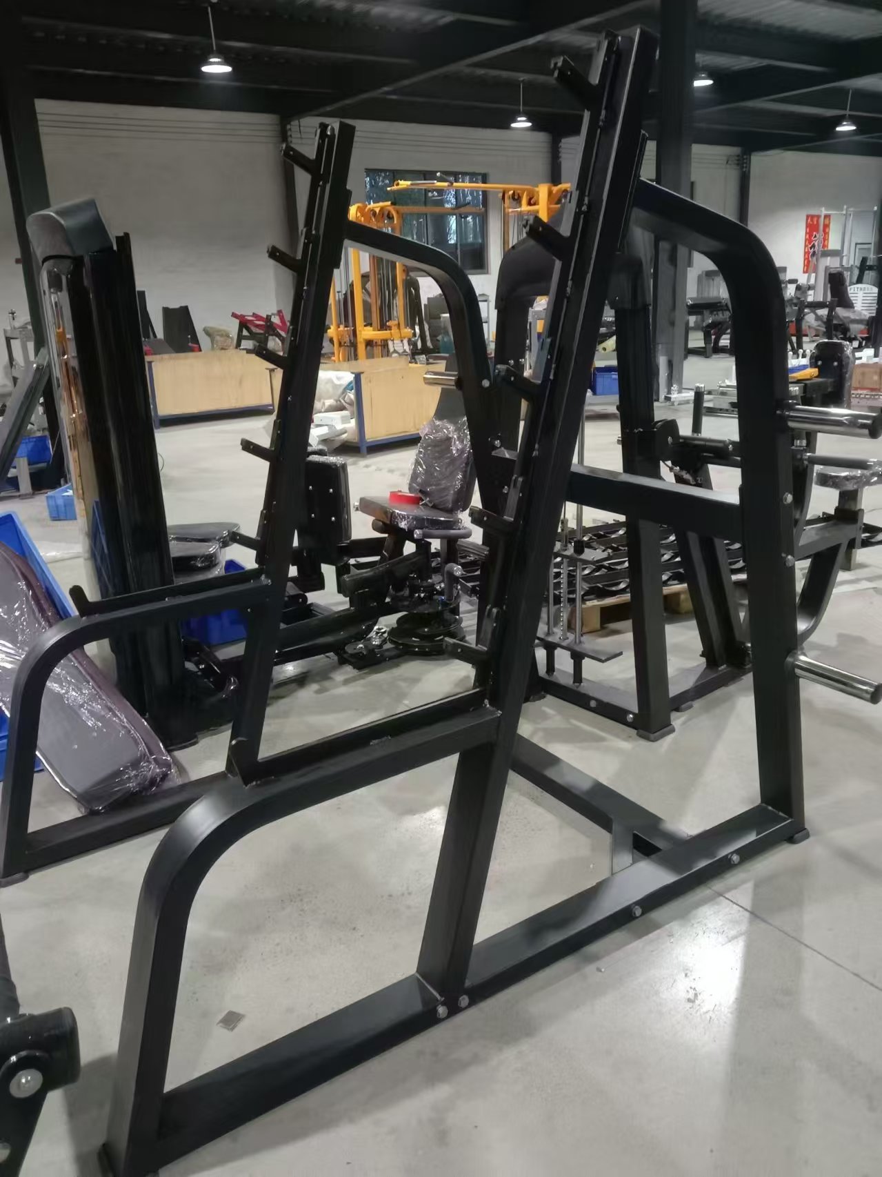 Squat Rack Power Cage, Plate L - Heavy Equipment Training recensione e prezzo