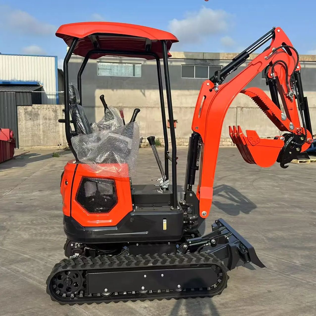 1.8-ton compact construction e - Heavy Equipment Landscaping recensione e prezzo